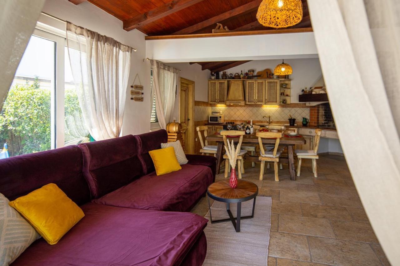 Villa a&a Biograd Na Moru Esterno foto