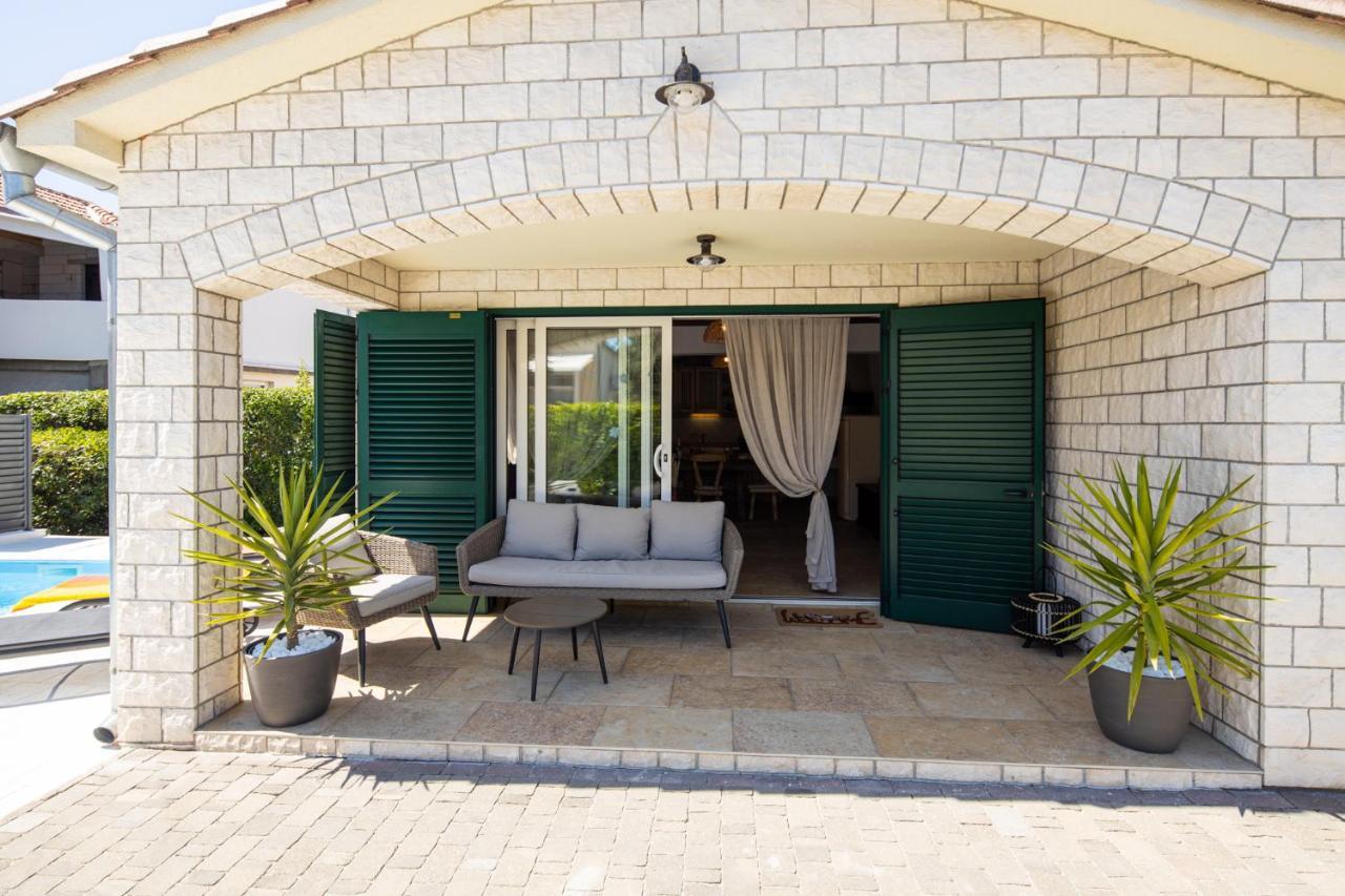 Villa a&a Biograd Na Moru Esterno foto